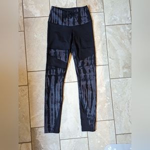 North face flash dry leggings size small